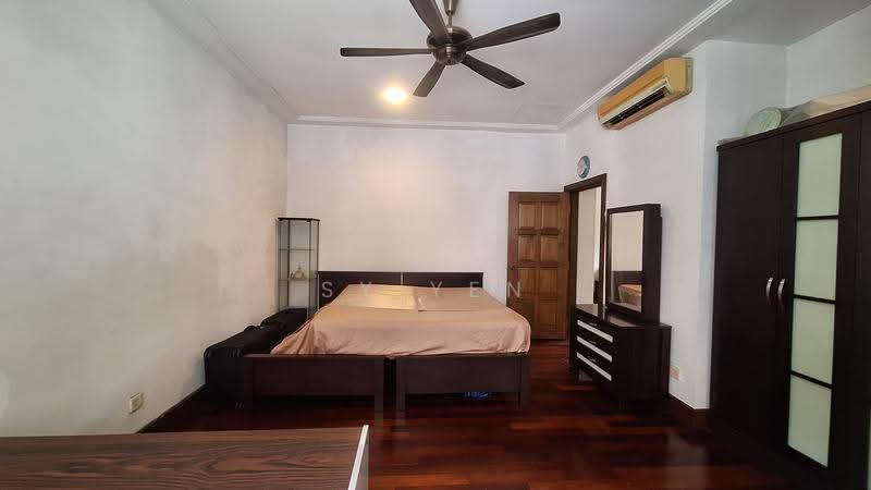Bungalow House for Sale in Seputeh (Kuala Lumpur) - SY Yen - Bedroom - PropertyGuru.com.my