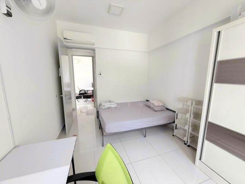 Condominium for Sale at Tropicana Bay Residences - Vincent Ooi - Bedroom - PropertyGuru.com.my