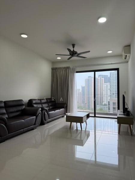 Kondominium untuk Dijual di Seri Riana Residence - Sara Low - Living Room - PropertyGuru.com.my