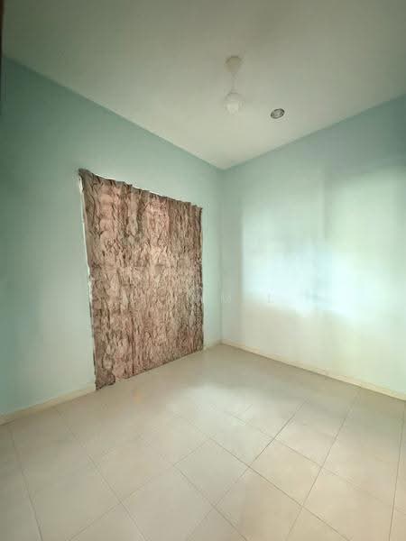 Semi-Detached House for Rent in Kampung Parit Raja (Muar) - M Jamil Ali - Interior - PropertyGuru.com.my