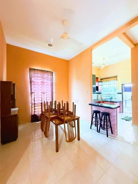 Semi-Detached House for Rent in Kampung Parit Raja (Muar) - M Jamil Ali - Dining Room - PropertyGuru.com.my