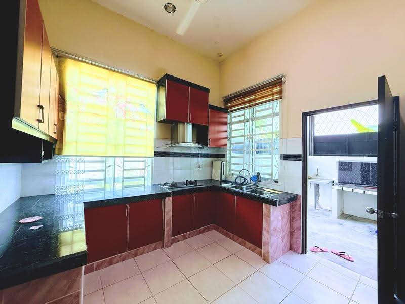 Semi-Detached House for Rent in Kampung Parit Raja (Muar) - M Jamil Ali - PropertyGuru.com.my