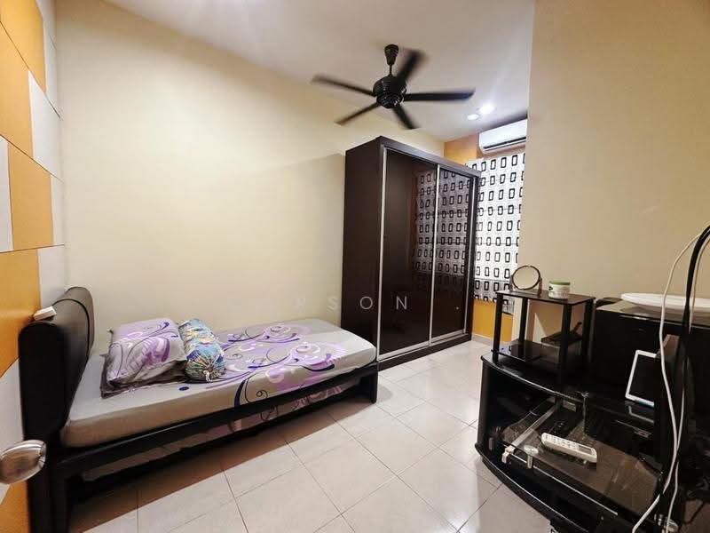 2-storey Terraced House for Sale in Taman Bestari Indah (Ulu Tiram) - Carson . - Bedroom - PropertyGuru.com.my
