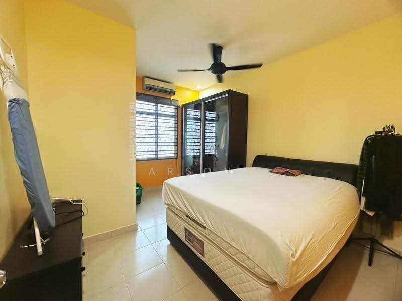 2-storey Terraced House for Sale in Taman Bestari Indah (Ulu Tiram) - Carson . - Bedroom - PropertyGuru.com.my