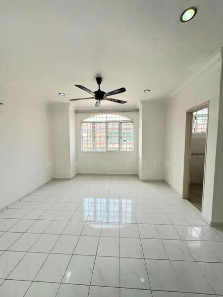 Rumah Teres 2-Tingkat untuk Dijual di Bandar Bukit Puchong (Puchong) - Wendy Chin - Living Room - PropertyGuru.com.my