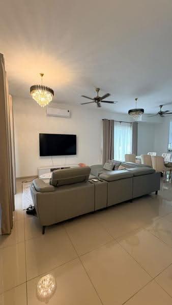Rumah Teres 2-Tingkat untuk Disewa di Eco Forest (Semenyih) - CK Law - Living Room - PropertyGuru.com.my