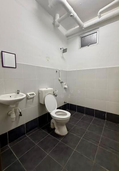 Pangsapuri untuk Disewa di Pangsapuri Pulai Mutiara - Firdaus Dauz - Bathroom - PropertyGuru.com.my