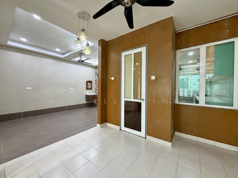 Rumah Teres 2-Tingkat untuk Dijual di Bandar Tun Hussein Onn (Cheras) - Michelle Siow - Interior - PropertyGuru.com.my