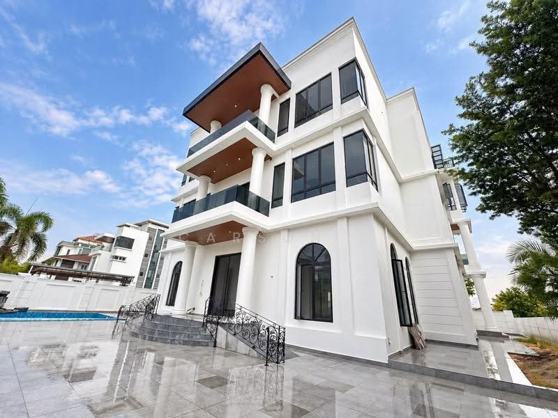 Bungalow House untuk Dijual di Taman Molek (Johor Bahru) - Carson . - Exterior - PropertyGuru.com.my