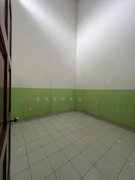 Rumah Teres 1-Tingkat untuk Dijual di Taman Perling (Perling) - Arshad . - Interior - PropertyGuru.com.my