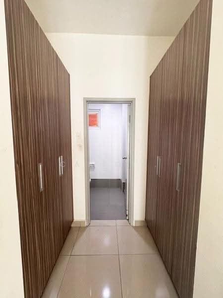 Kediaman Servis untuk Dijual di Seasons Amara Larkin - Carson . - Corridor - PropertyGuru.com.my