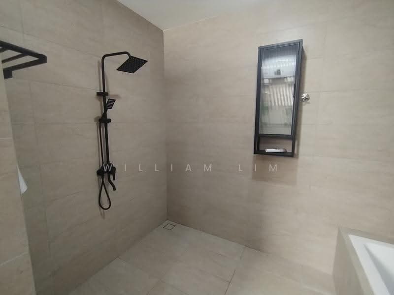 Semi-Detached House for Sale in Taman United (Jalan Klang Lama (Old Klang Road)) - William Lim - Bathroom - PropertyGuru.com.my