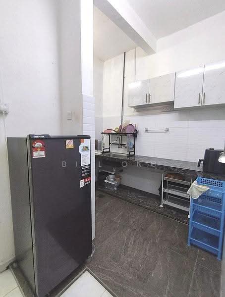Pangsapuri untuk Disewa di Taman Pulai Utama - Bill Ong - Kitchen - PropertyGuru.com.my