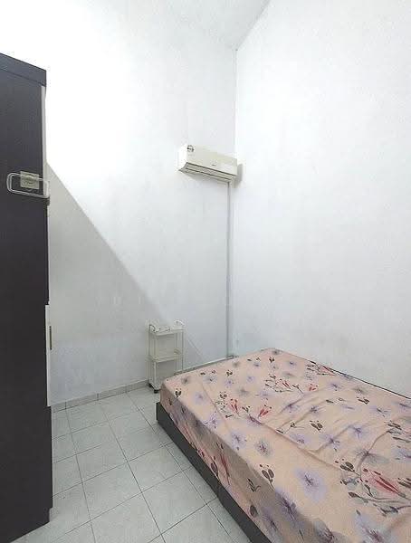 Pangsapuri untuk Disewa di Taman Pulai Utama - Bill Ong - Bedroom - PropertyGuru.com.my