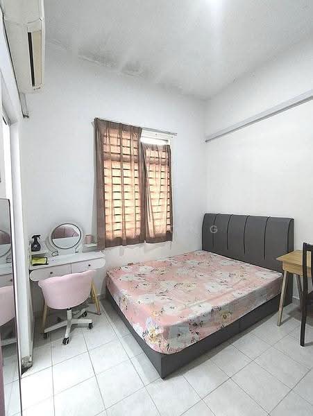 Pangsapuri untuk Disewa di Taman Pulai Utama - Bill Ong - Bedroom - PropertyGuru.com.my