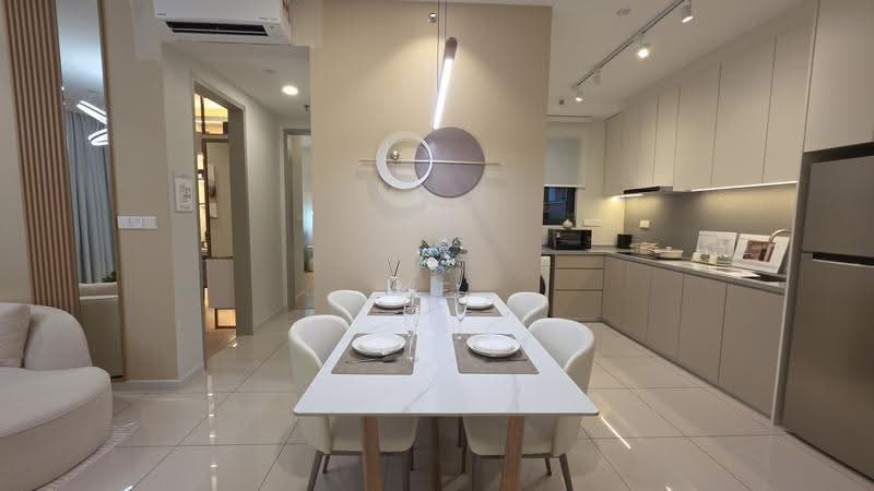 Service Residence for Sale at Sunway Velocity 3 - KF Kuan - Dining Room - PropertyGuru.com.my