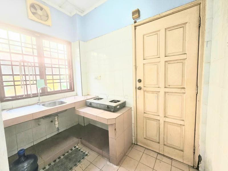 2-storey Terraced House for Sale in Taman Puchong Prima (Puchong) - Wendy Chin - Kitchen - PropertyGuru.com.my