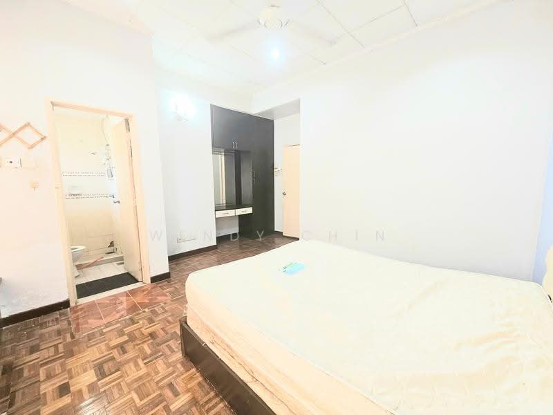 2-storey Terraced House for Sale in Taman Puchong Prima (Puchong) - Wendy Chin - Bedroom - PropertyGuru.com.my