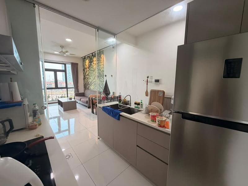 Service Residence for Rent at Crescent Bay Suites (Teluk Bayu) - Oscar Wong - Kitchen - PropertyGuru.com.my