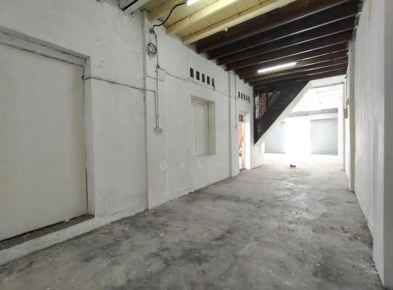 Shop for Sale in Kampung Jawa (Ipoh) - Gary Tang - Interior - PropertyGuru.com.my