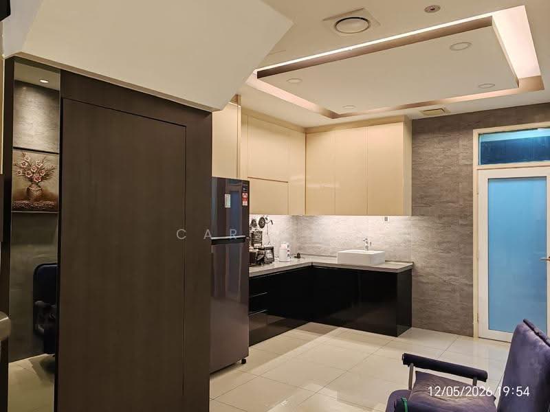 Cluster House for Sale in Taman Gaya (Ulu Tiram) - Carson . - Kitchen - PropertyGuru.com.my