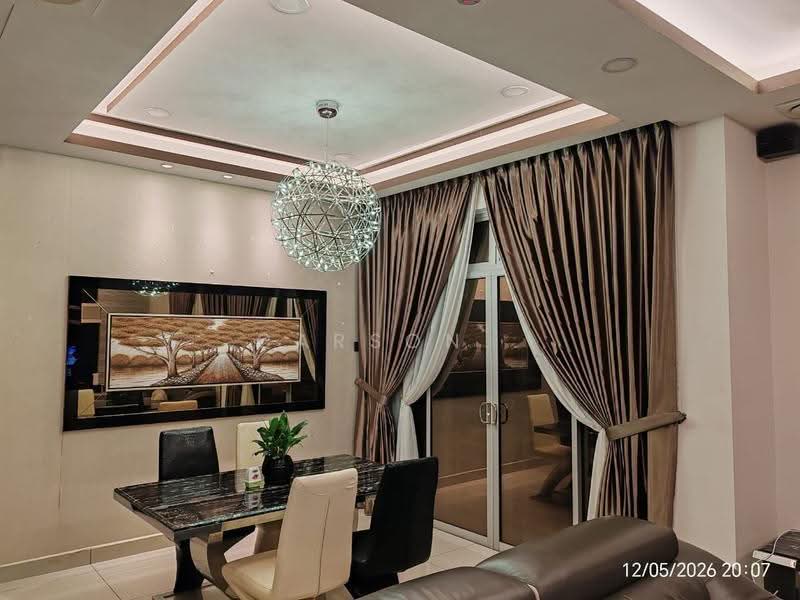Cluster House for Sale in Taman Gaya (Ulu Tiram) - Carson . - Dining Room - PropertyGuru.com.my