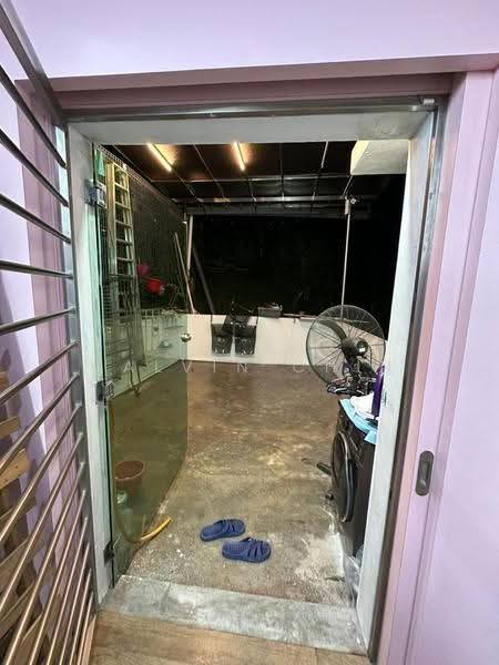 2-storey Terraced House for Sale in Seksyen 5 Wangsa Maju (Wangsa Maju) - calvin Chin - Balcony - PropertyGuru.com.my