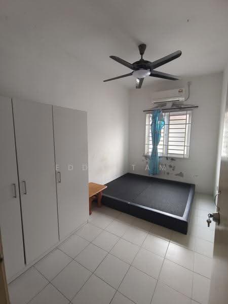 2-storey Terraced House for Sale in Bandar Seri Alam (Masai) - Eddie Tam - Bedroom - PropertyGuru.com.my
