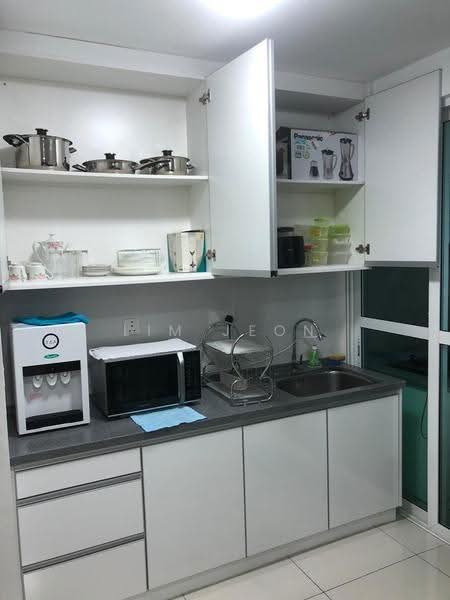 Service Residence for Rent at Impiria Residensi Bukit Tinggi Klang - Lim Jeon - Kitchen - PropertyGuru.com.my