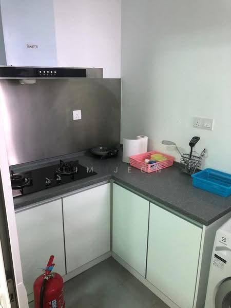 Service Residence for Rent at Impiria Residensi Bukit Tinggi Klang - Lim Jeon - Kitchen - PropertyGuru.com.my