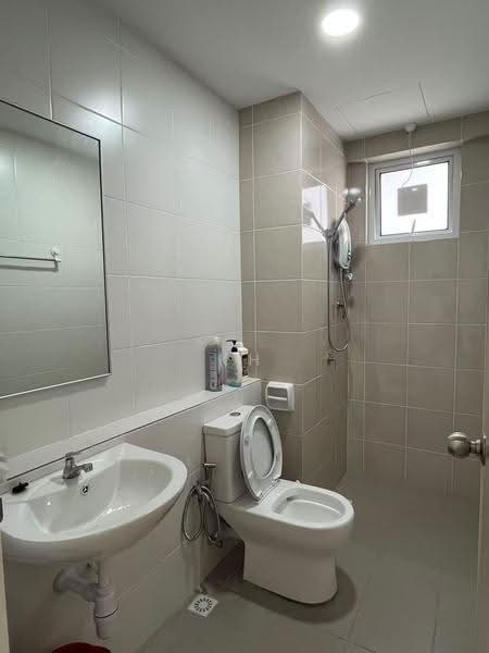 Condominium for Sale at Havana Beach Residences - KH Tan - Bathroom - PropertyGuru.com.my
