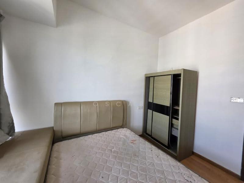 Condominium for Rent at Bay Point @ Country Garden Danga Bay - Oscar Wong - Bedroom - PropertyGuru.com.my