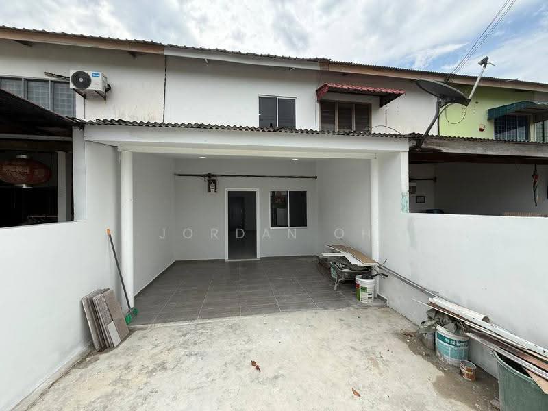 Rumah Teres 2-Tingkat untuk Dijual di Taman Puteri Wangsa (Ulu Tiram) - Jordan Oh - Exterior - PropertyGuru.com.my