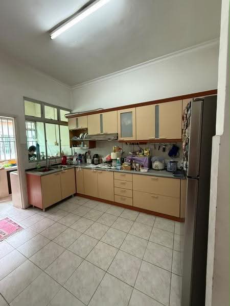 Rumah Teres 2-Tingkat untuk Dijual di Taman Gaya (Ulu Tiram) - Carson . - Kitchen - PropertyGuru.com.my