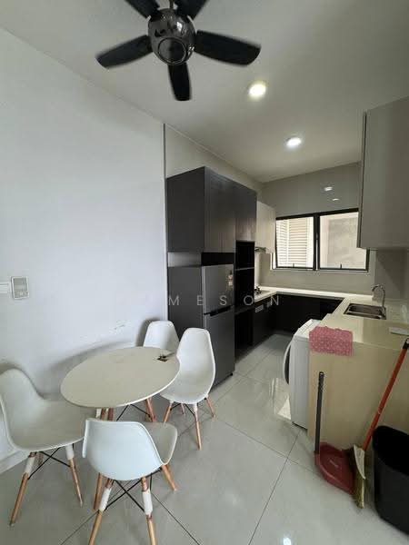 Condominium for Rent at Bay Point @ Country Garden Danga Bay - Jameson Choo - Kitchen - PropertyGuru.com.my