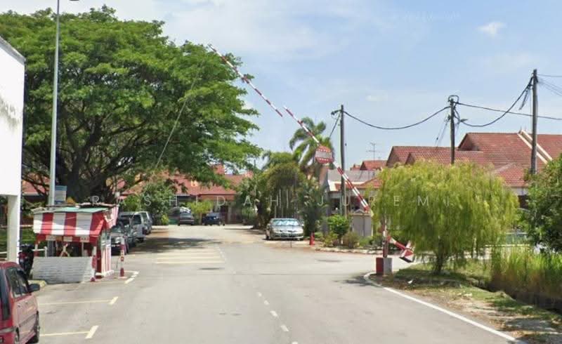 Rumah Berkembar untuk Dijual di Taman Mutiara Bukit Raja 2 (Kapar) - Rashidah Juremi - Exterior - PropertyGuru.com.my