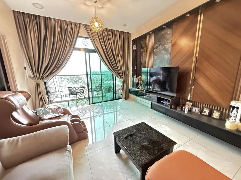 Kediaman Servis untuk Dijual di Sky Peak Residences - John Pharn - Living Room - PropertyGuru.com.my