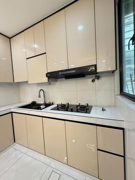 Kediaman Servis untuk Dijual di Sky Peak Residences - John Pharn - Kitchen - PropertyGuru.com.my