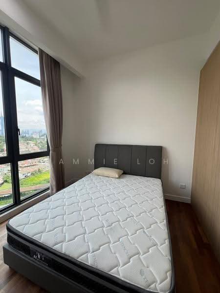 Kediaman Servis untuk Disewa di Avara - Cammie Loh - Bedroom - PropertyGuru.com.my