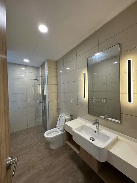 Kediaman Servis untuk Disewa di Avara - Cammie Loh - Bathroom - PropertyGuru.com.my