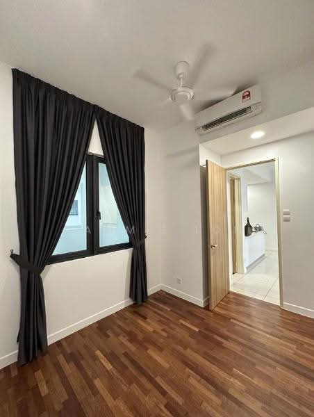 Kediaman Servis untuk Disewa di Avara - Cammie Loh - Bedroom - PropertyGuru.com.my