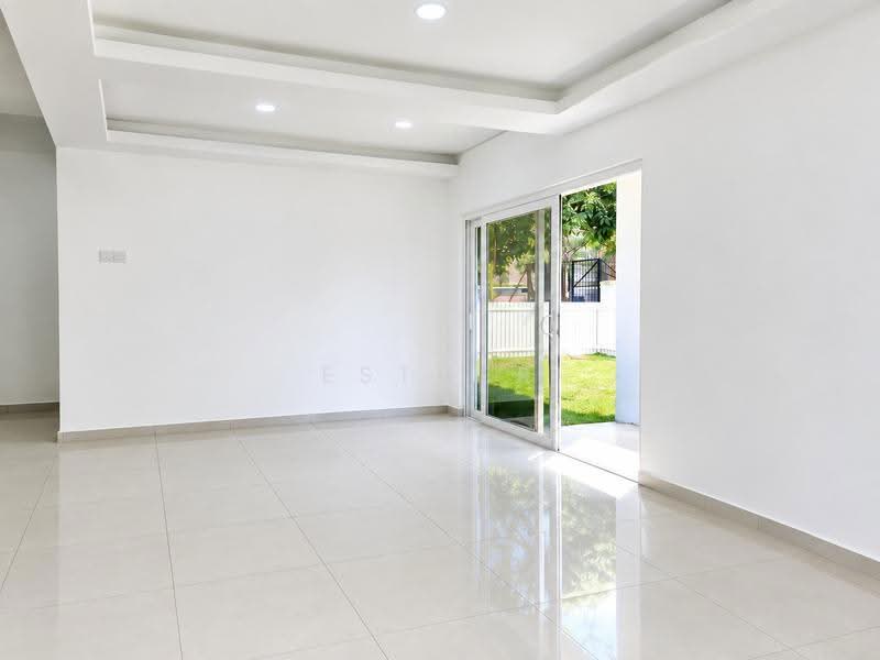 2-storey Terraced House for Sale in Usj 1 (Subang Jaya) - Esther Tan - Living Room - PropertyGuru.com.my