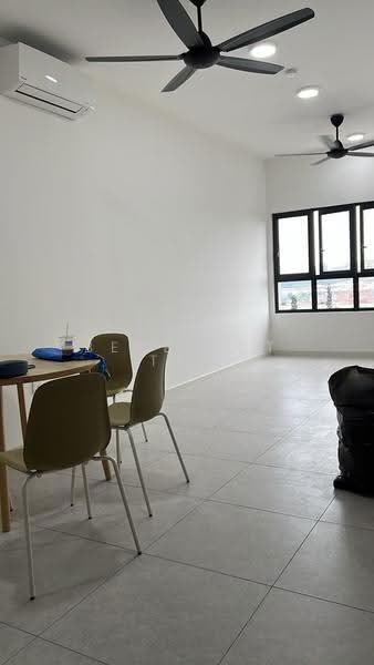 Kediaman Servis untuk Disewa di Teja @ Subang Jaya City Centre (SJCC) - Benedict Tan - Living Room - PropertyGuru.com.my