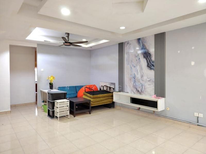 2-storey Terraced House for Sale in Bandar Bukit Puchong 2 (Puchong) - Tan Bee Choo - Living Room - PropertyGuru.com.my