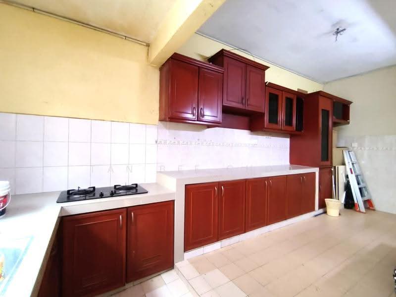 2-storey Terraced House for Sale in Bandar Bukit Puchong 2 (Puchong) - Tan Bee Choo - Kitchen - PropertyGuru.com.my