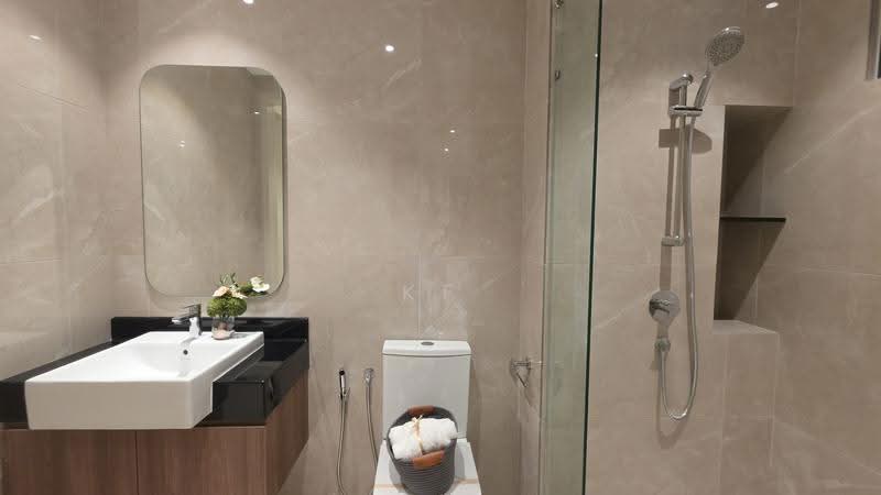 Kediaman Servis untuk Dijual di Sunway Velocity 3 - KF Kuan - Bathroom - PropertyGuru.com.my