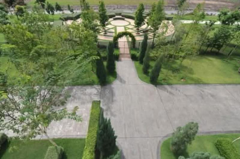 Service Residence for Sale at Maple Residences @ Bandar Bestari Klang - Catherine Lum - Garden - PropertyGuru.com.my