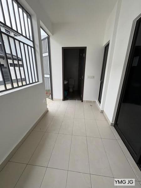 Rumah Teres 2-Tingkat untuk Disewa di Bandar Bukit Raja (Klang) - Adeline Foong - Bathroom - PropertyGuru.com.my
