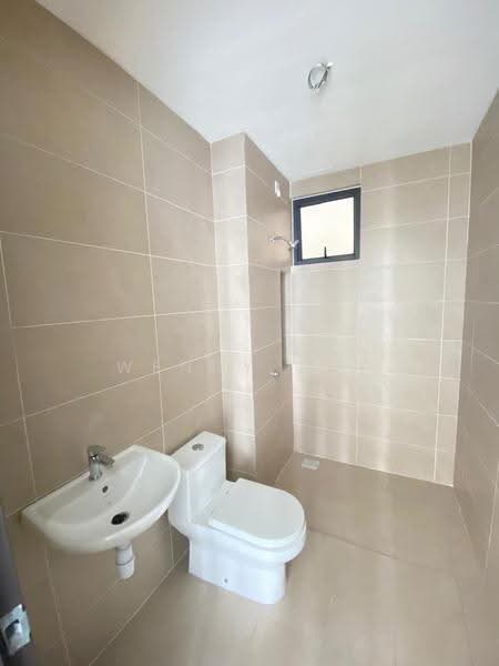 Kediaman Servis untuk Dijual di RESIDENSI IDAMAN RIA - Wendy Tay - Bathroom - PropertyGuru.com.my