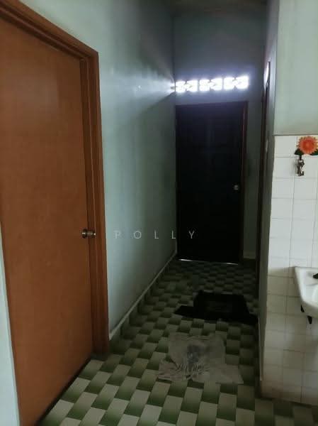 Rumah Bandar untuk Disewa di Kampung Cheras Baru (Ampang) - Polly Lew - Corridor - PropertyGuru.com.my